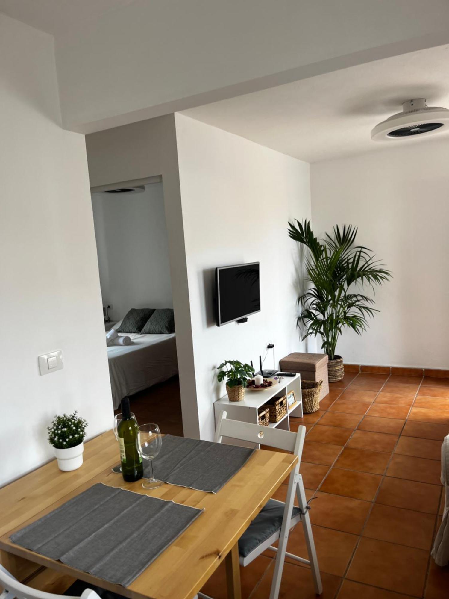 2 Bedroom Apartments Los Cristianos Beach Tenerife Tamaragua Arona  Esterno foto